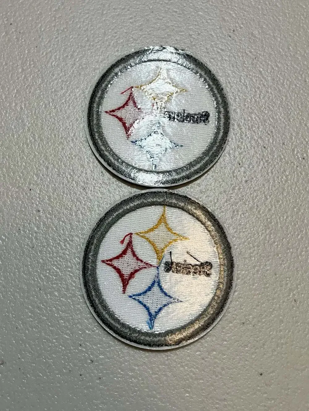 003-0032 Set of 2 Pittsburgh Steelers Embroidered Iron-On Patches 2.5 inch
